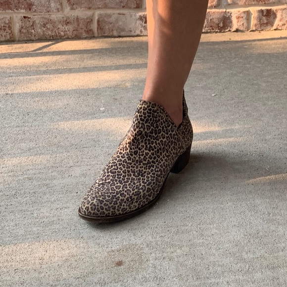 Lucky brand Leopard Print Ankle Booties - Picture 3 of 4